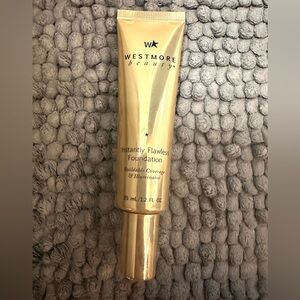 Westmore Beauty Foundation, shade-medium.  Medium to full coverage with a glow!